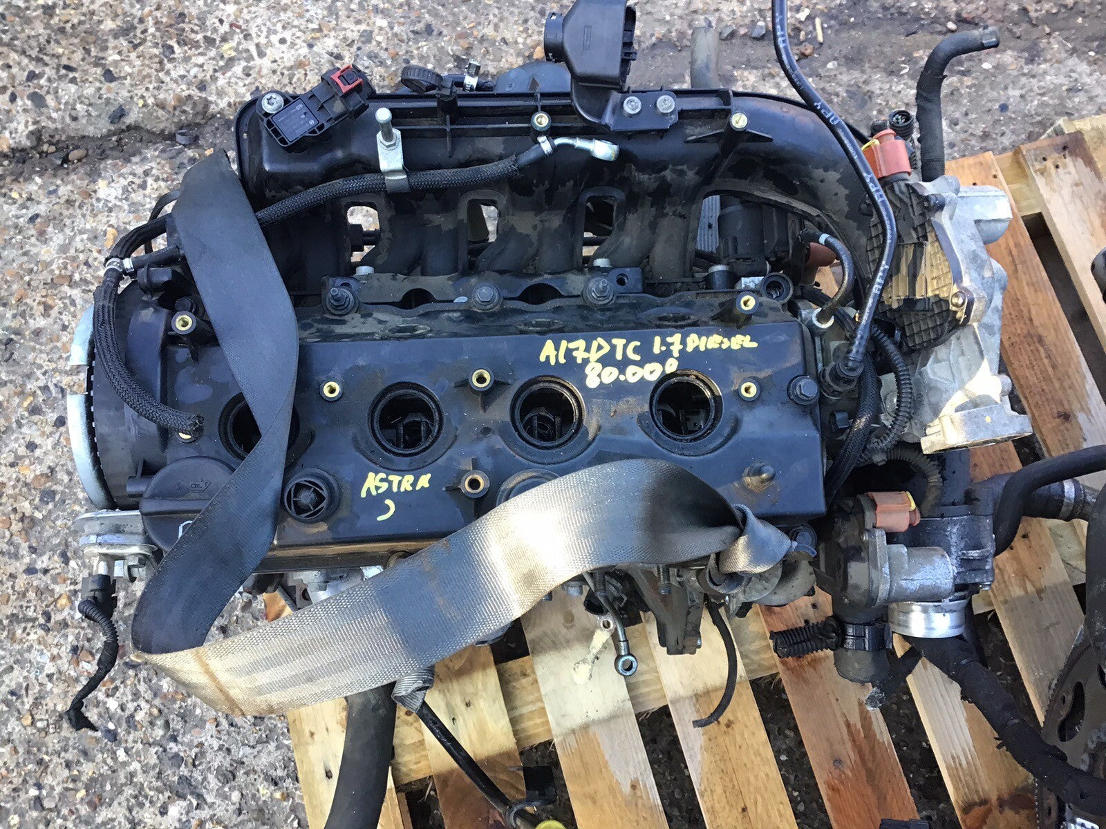 VAUXHALL ASTRA J 1.7 CDTI DIESEL ENGINE CODE A17DTC 80000 MILES BARE 2010-2015
