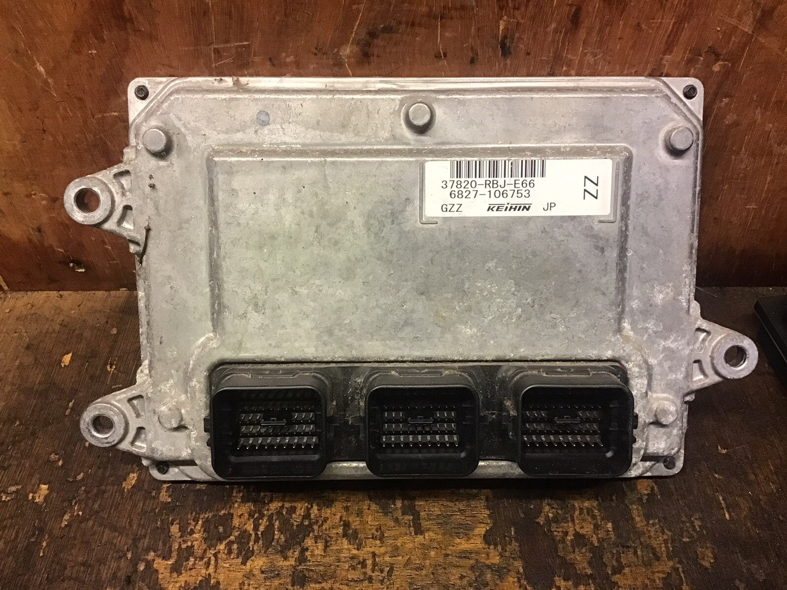 HONDA INSIGHT 1.3 HYBRID PETROL ENGINE ECU 37820-RBJ-E66 6827-106753 2005-2010