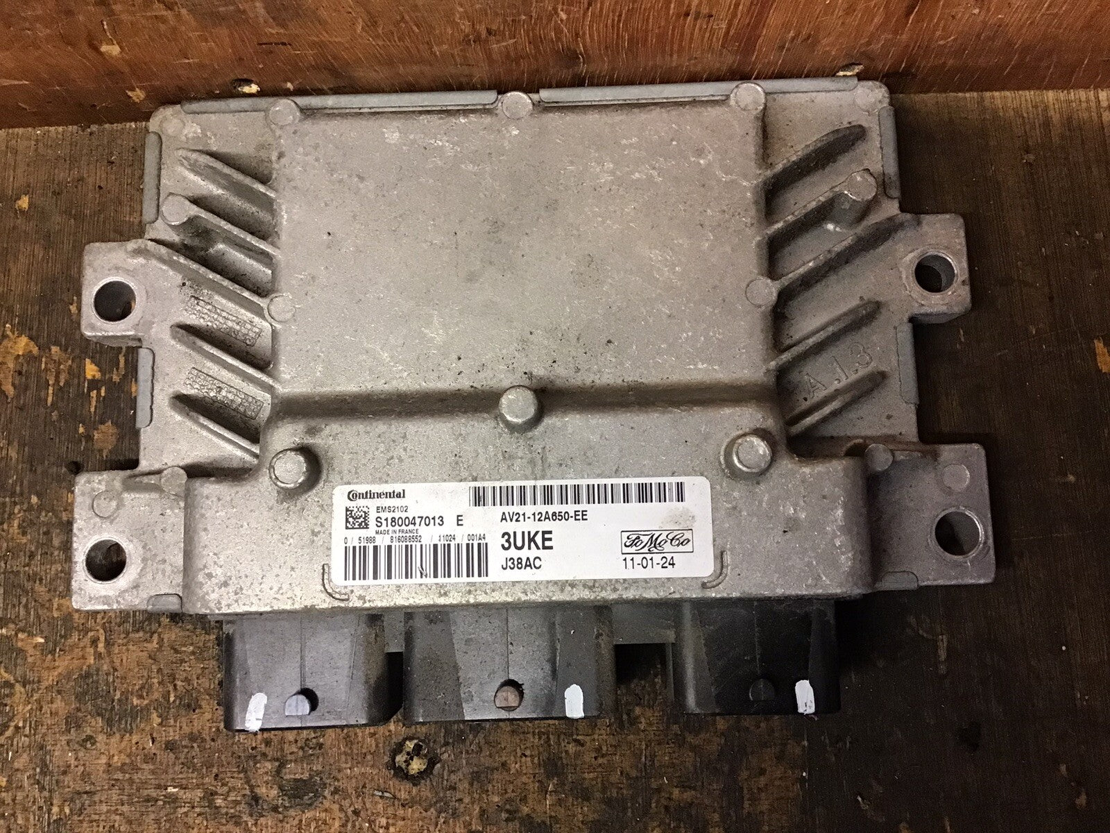 FORD FIESTA MK7 1.4 PETROL ENGINE ECU AV21-12A650-EE 3UKE 2008-2012