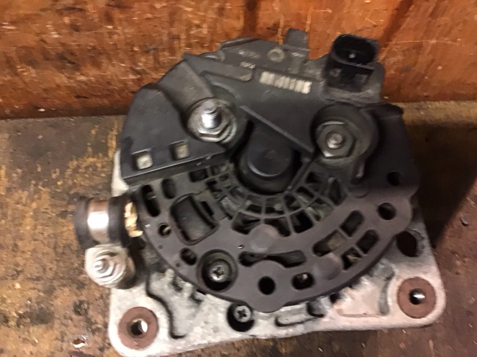 VOLKSWAGEN POLO 9N3 1.4 PETROL ALTERNATOR 037903025M 90A 2007-2014