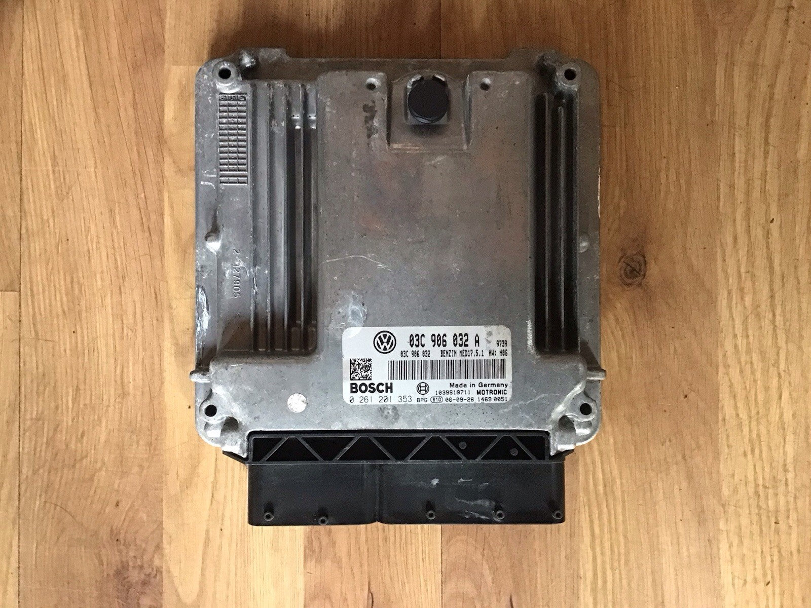 VOLKSWAGEN GOLF MK5 1.4 TSI PETROL ENGINE CONTROL UNIT ECU 03C906032A 2008-2012