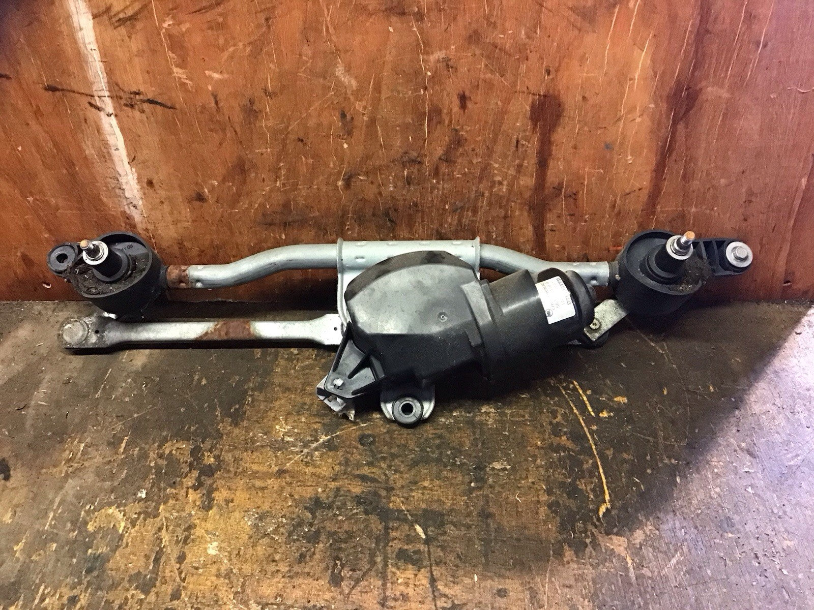 VAUXHALL AGILA SUZUKI SPLASH WIPER MOTOR & LINKAGE 38100-51K01 2008-2014