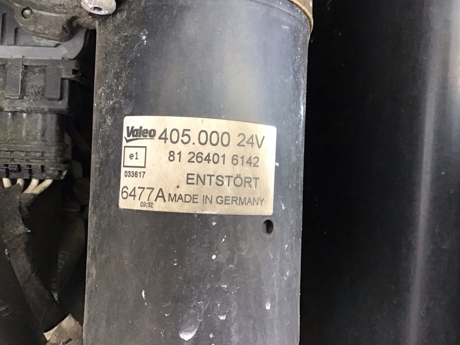 MAN TGX TGS 24.460 WIPER MOTOR AND LINKAGES VALEO 405.000 81264016142 2015-2020