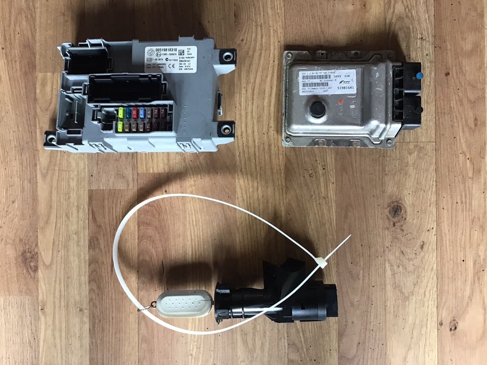 FIAT 500 1.2 PETROL ECU KIT 51981641 2008-2015