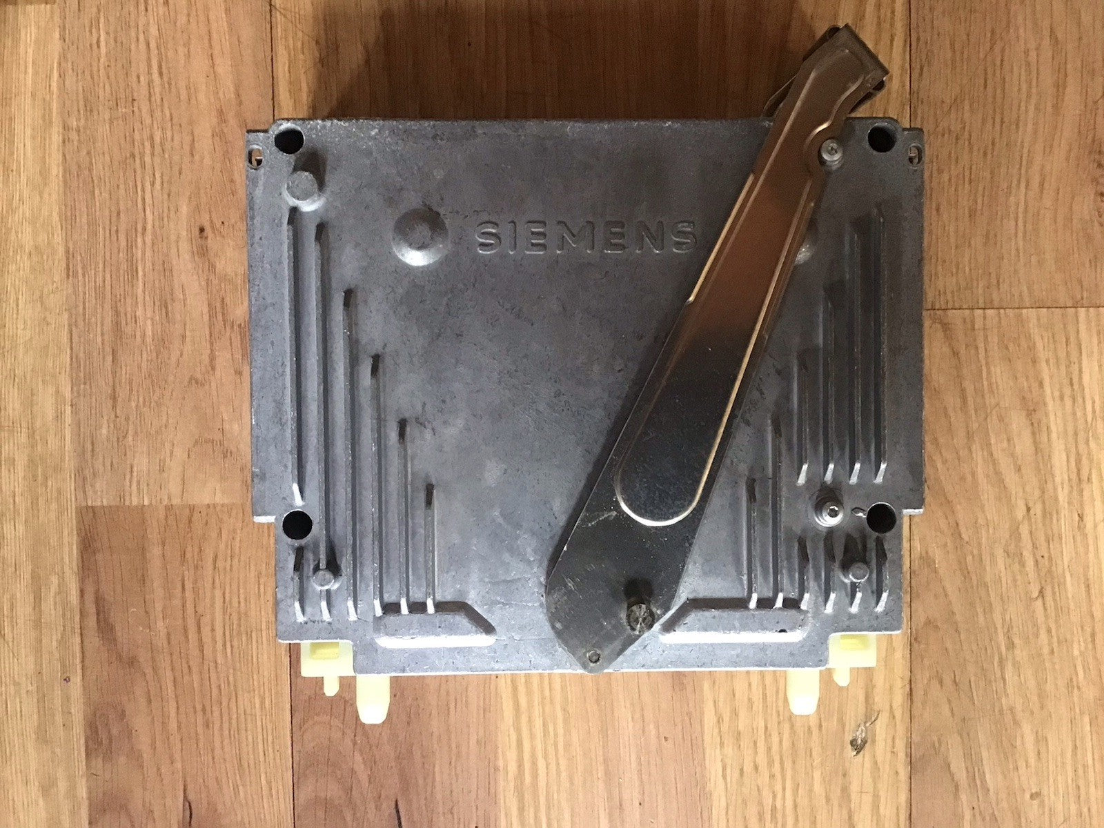 VOLVO 850 2.5 PETROL ENGINE CONTROL UNIT ECU S103955406B 1992-1997