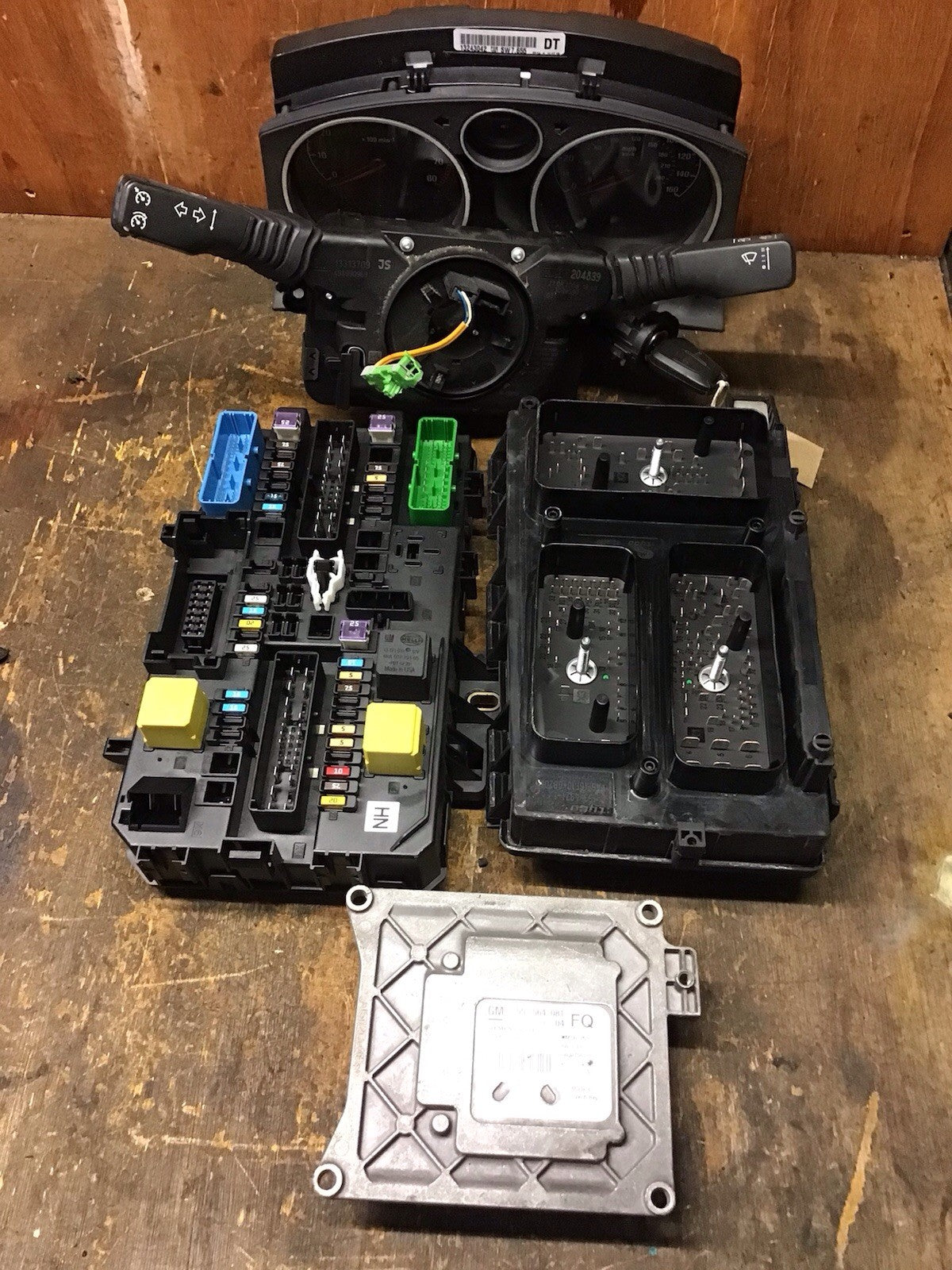 VAUXHALL ASTRA H 1.8 PETROL AUTOMATIC ECU KIT 5WK9425 55564081 FQ Z18XER 2005-09