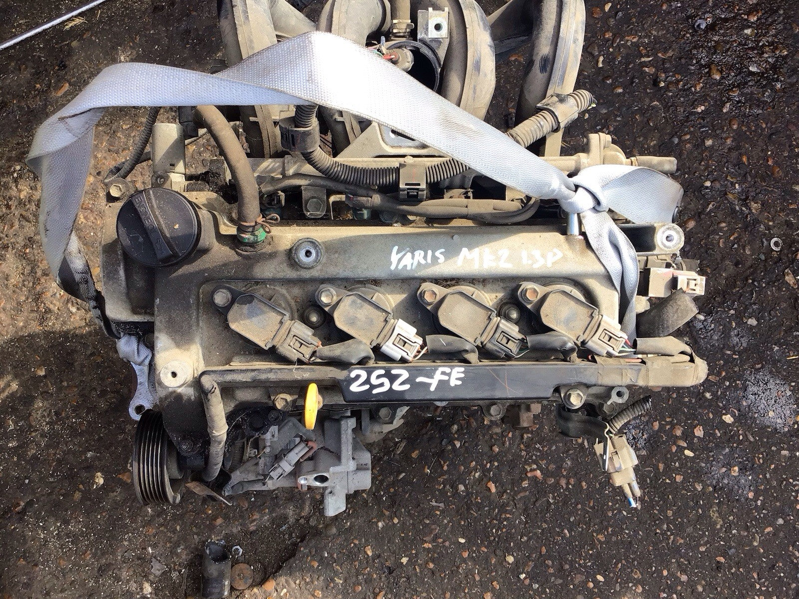 TOYOTA YARIS MK2 1.3 PETROL ENGINE CODE 2SZ-FE BARE 2007-2011