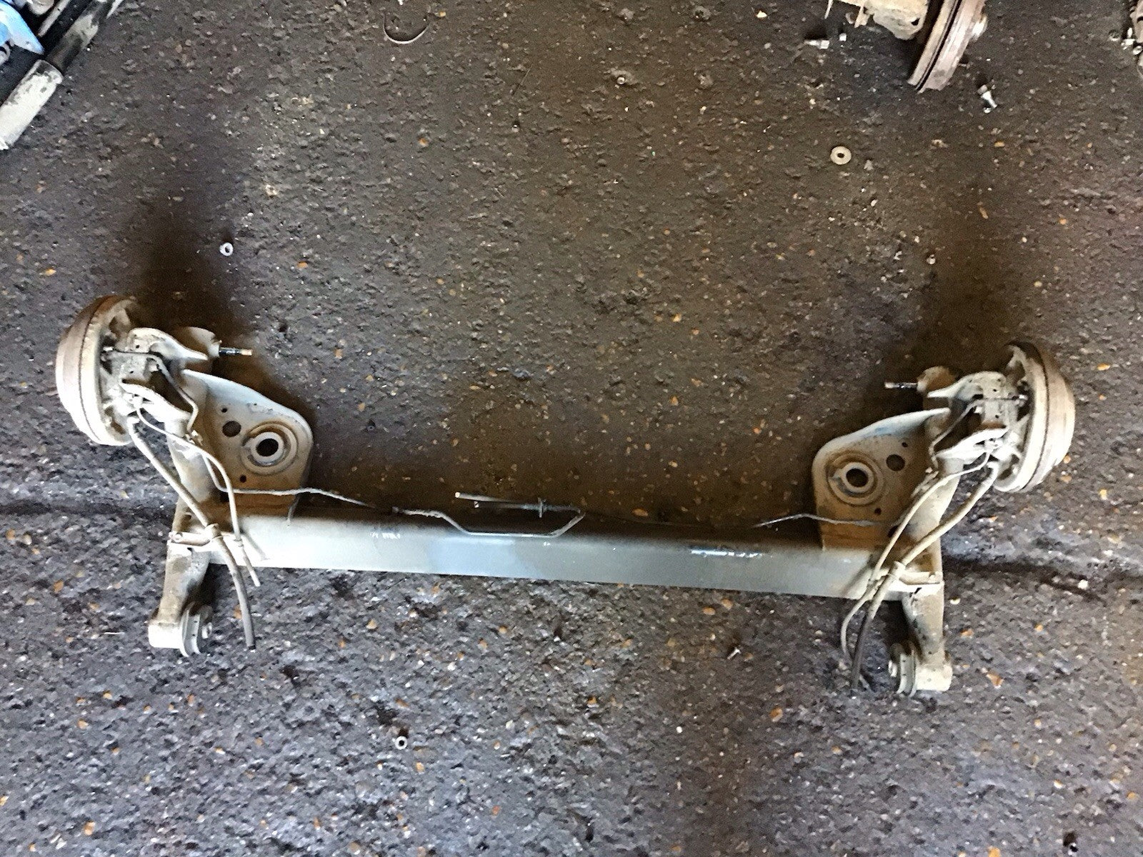 VAUXHALL AGILA SUZUKI SPLASH REAR AXLE DRUM BRAKES ABS 2008-2014