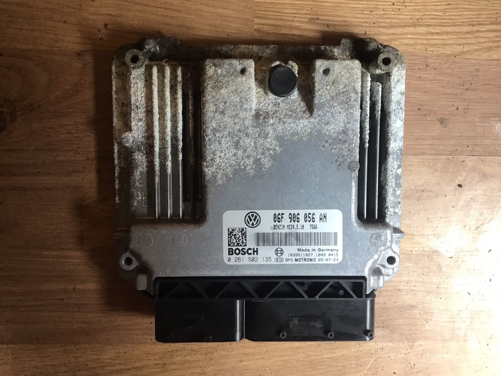 VOLKSWAGEN PASSAT B6 2.0 PETROL ENGINE CONTROL ECU 06F906056AN BLR 2005-2010