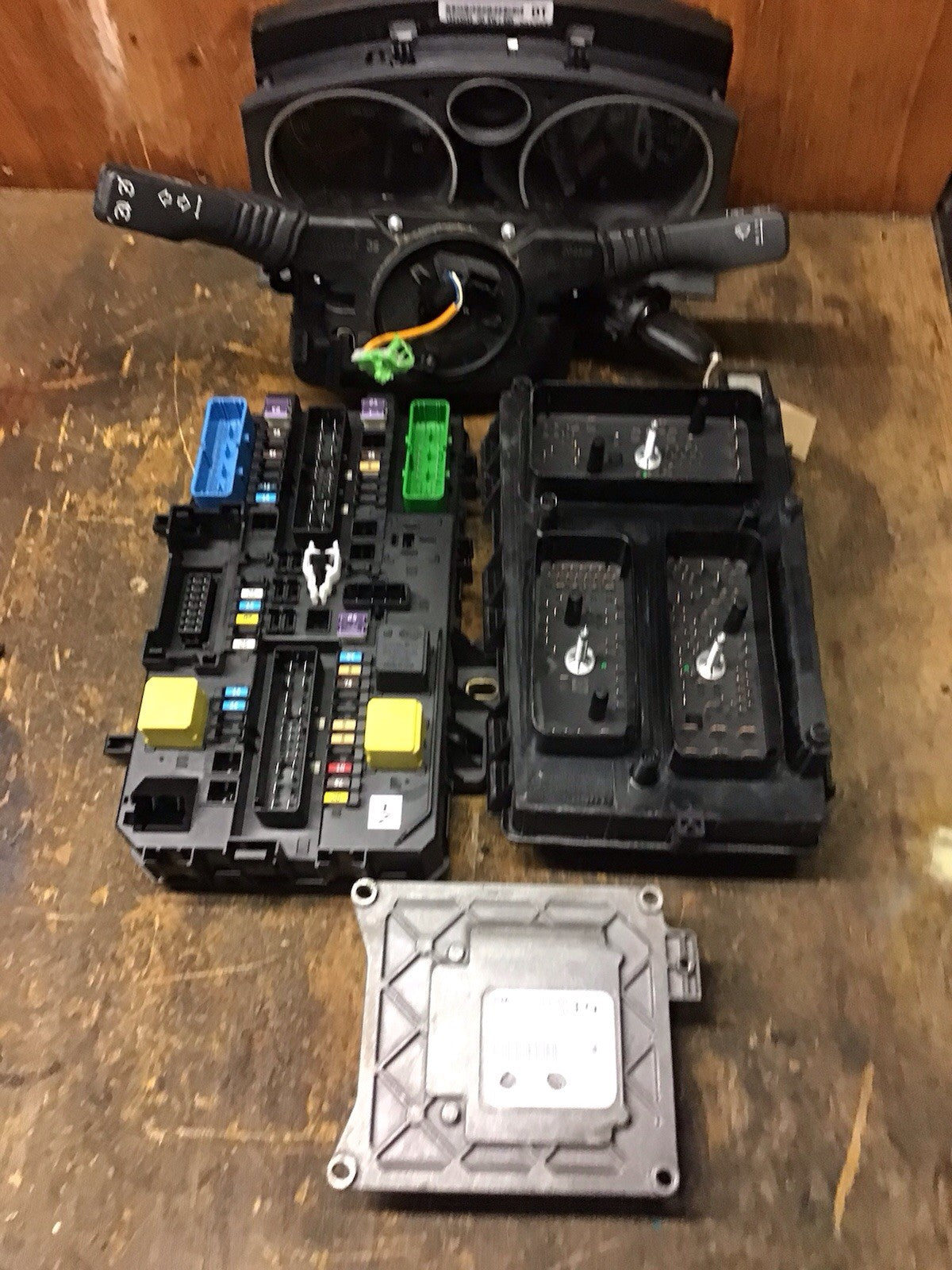 VAUXHALL ASTRA H 1.8 PETROL AUTOMATIC ECU KIT 5WK9425 55564081 FQ Z18XER 2005-09