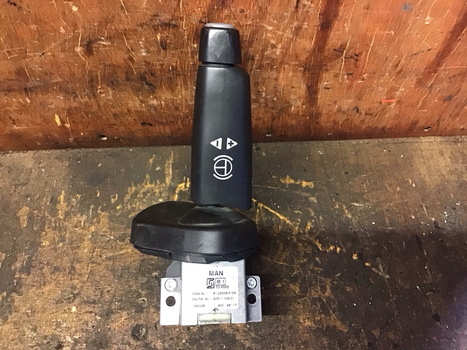 MAN TGX TGS 81.25509-0159 STALK ENGINE EXHAUST BRAKE SWITCH 2015-2020