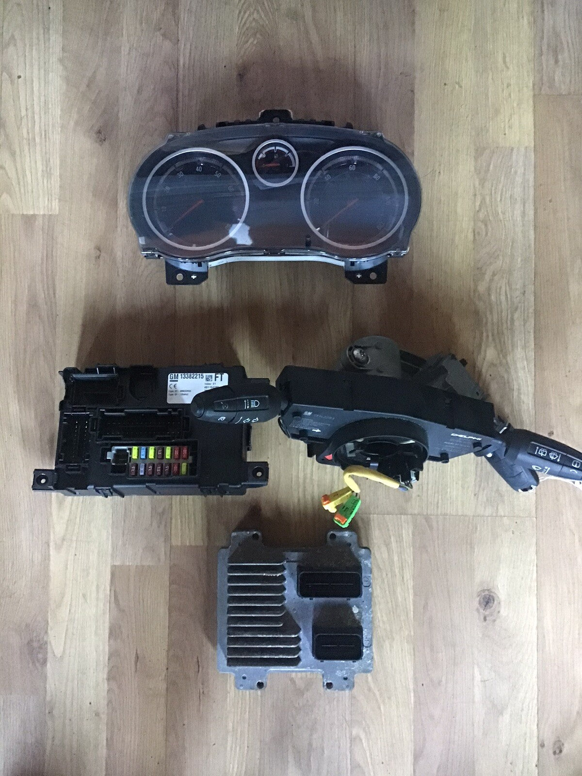 VAUXHALL CORSA D 1.4 PETROL ECU KIT 55583750 A14XER 2010-2014