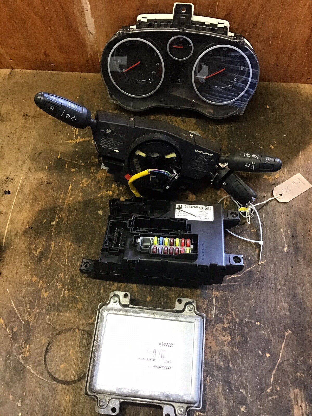 VAUXHALL CORSA D 1.2 PETROL ECU KIT 55597931 ABWC A12XER 2010-2014