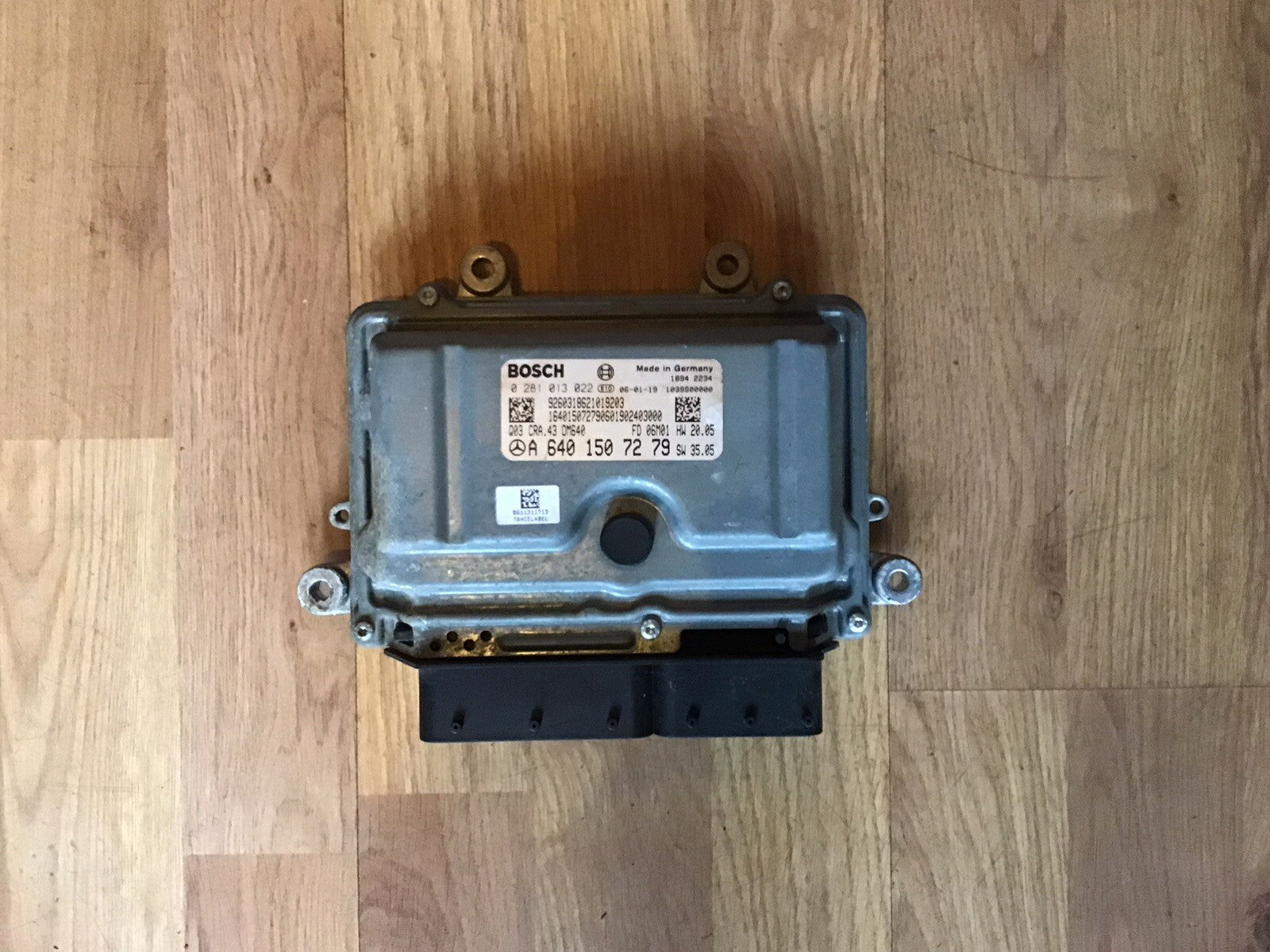 MERCEDES B CLASS W169 ENGINE ECU CONTROL UNIT A6401507279 0281013022 2005-2012