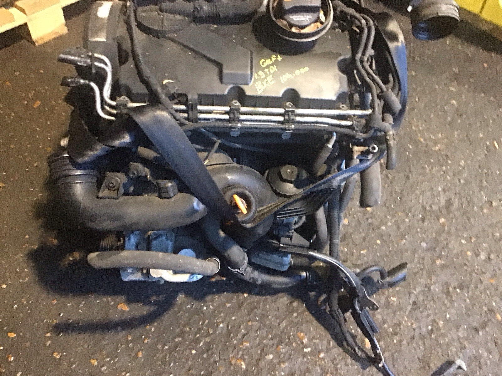 VOLKSWAGEN GOLF MK5 1.9 TDI DIESEL ENGINE CODE BXE 103000 MILES 2004-2008