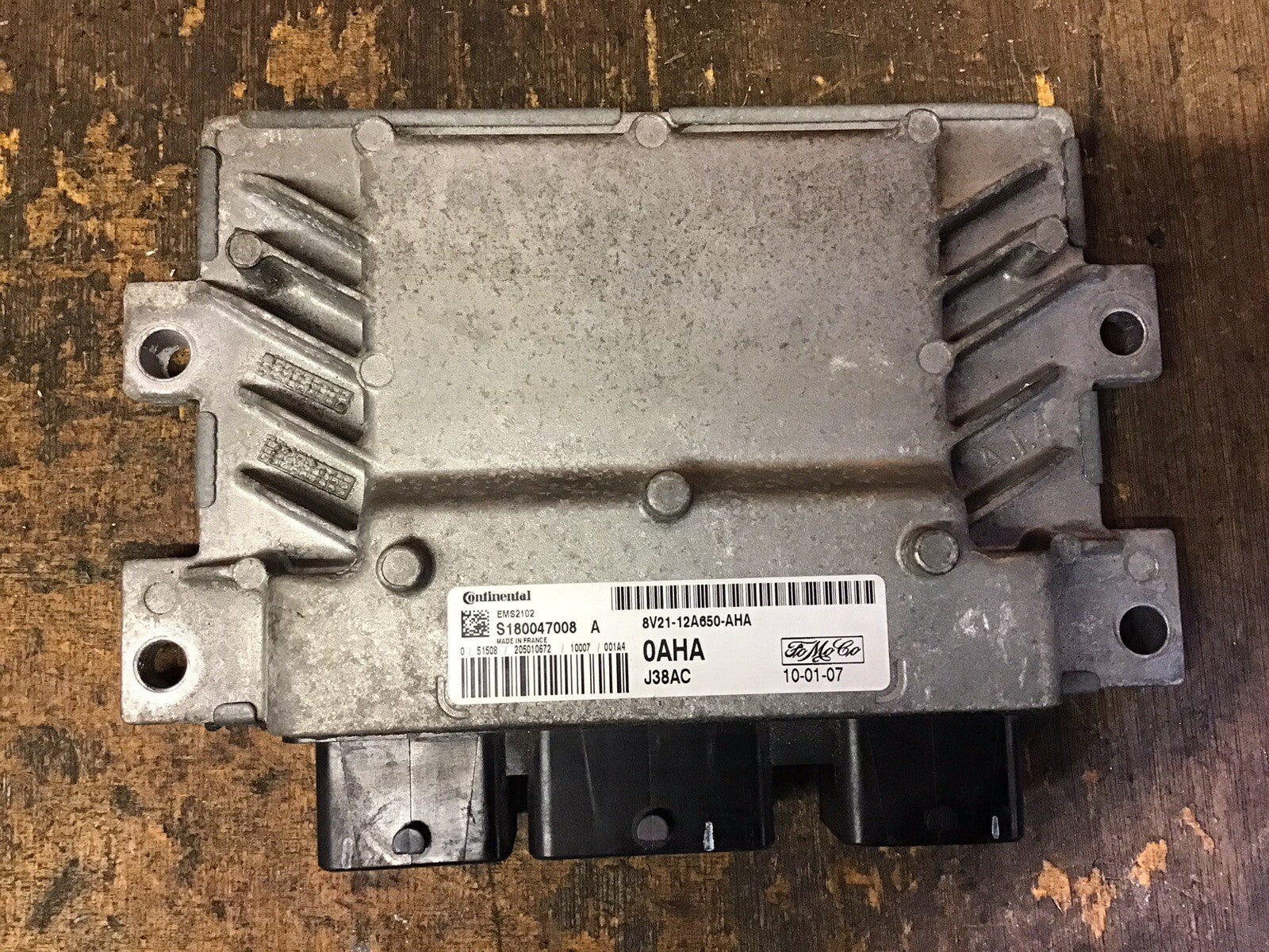 FORD FIESTA MK7 1.4 PETROL ENGINE ECU 8V21-12A650-AHA 0AHA 2008-2012