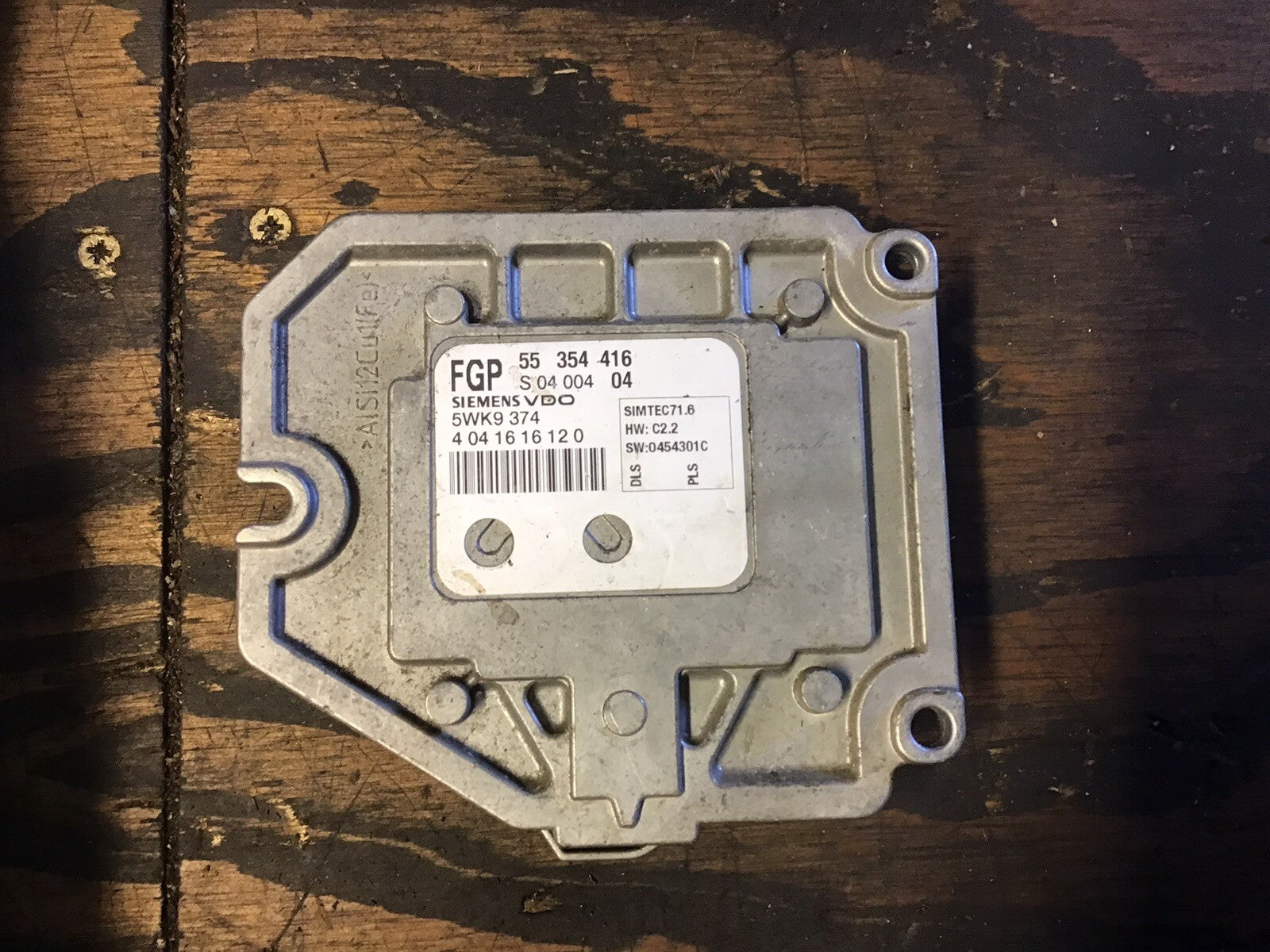 VAUXHALL VECTRA C 1.8 PETROL ENGINE CONTROL UNIT ECU 55354416