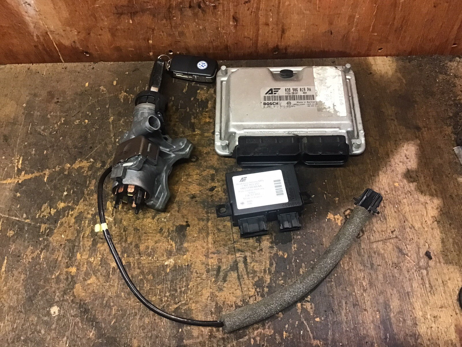 VOLKSWAGEN SHARAN 1.9 TDI ECU KIT 038906019PA 0281012932 2004-2010