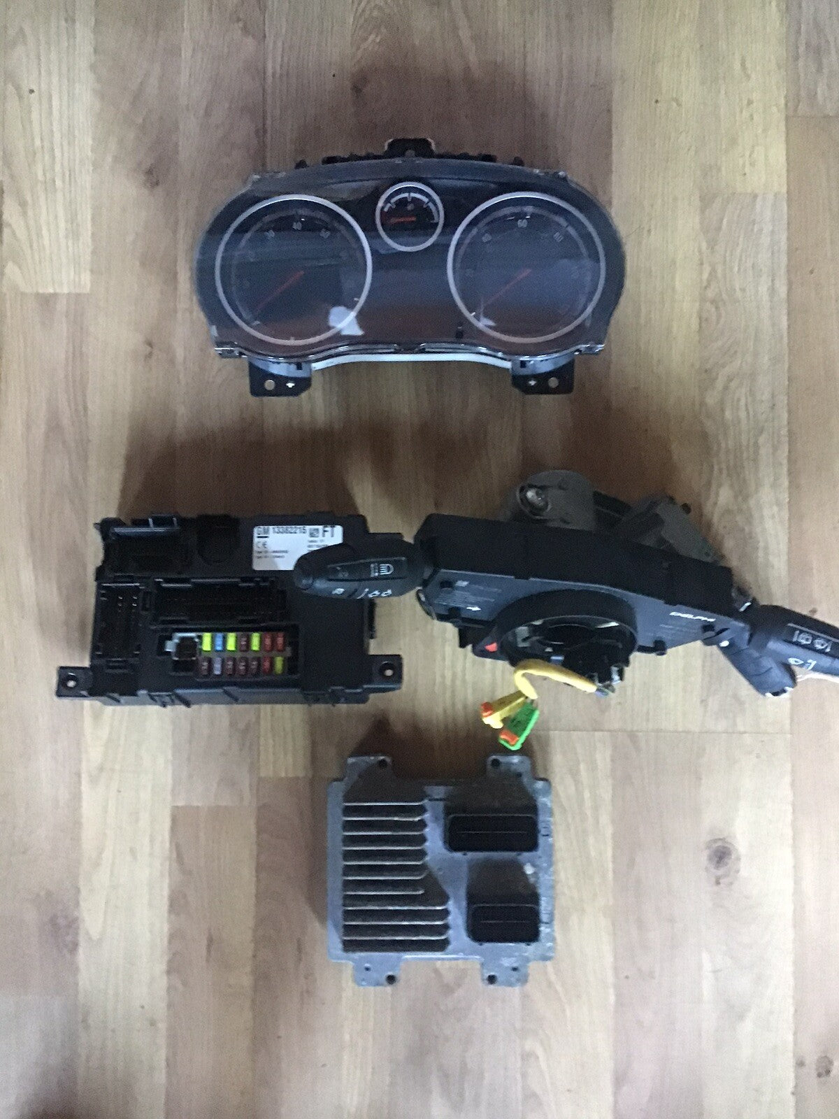 VAUXHALL CORSA D 1.4 PETROL ECU KIT 55583750 A14XER 2010-2014