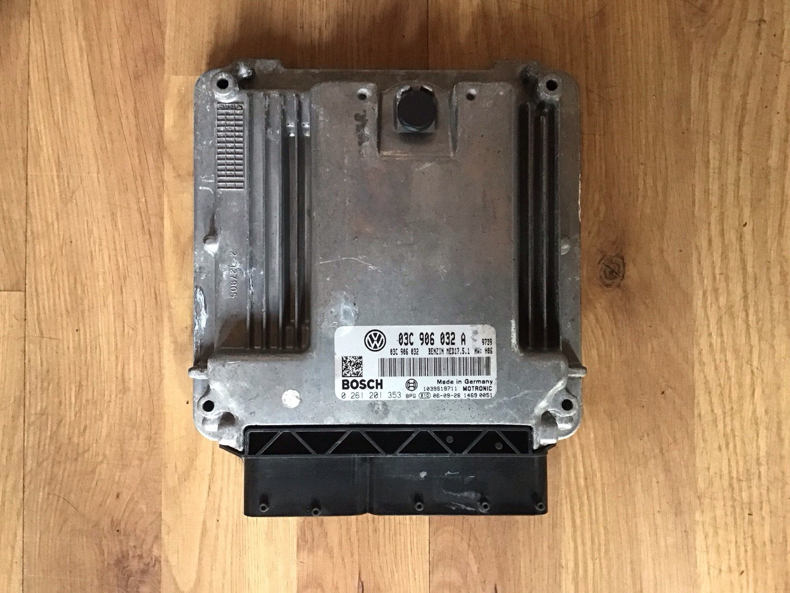 VOLKSWAGEN GOLF MK5 1.4 TSI PETROL ENGINE CONTROL UNIT ECU 03C906032A 2008-2012