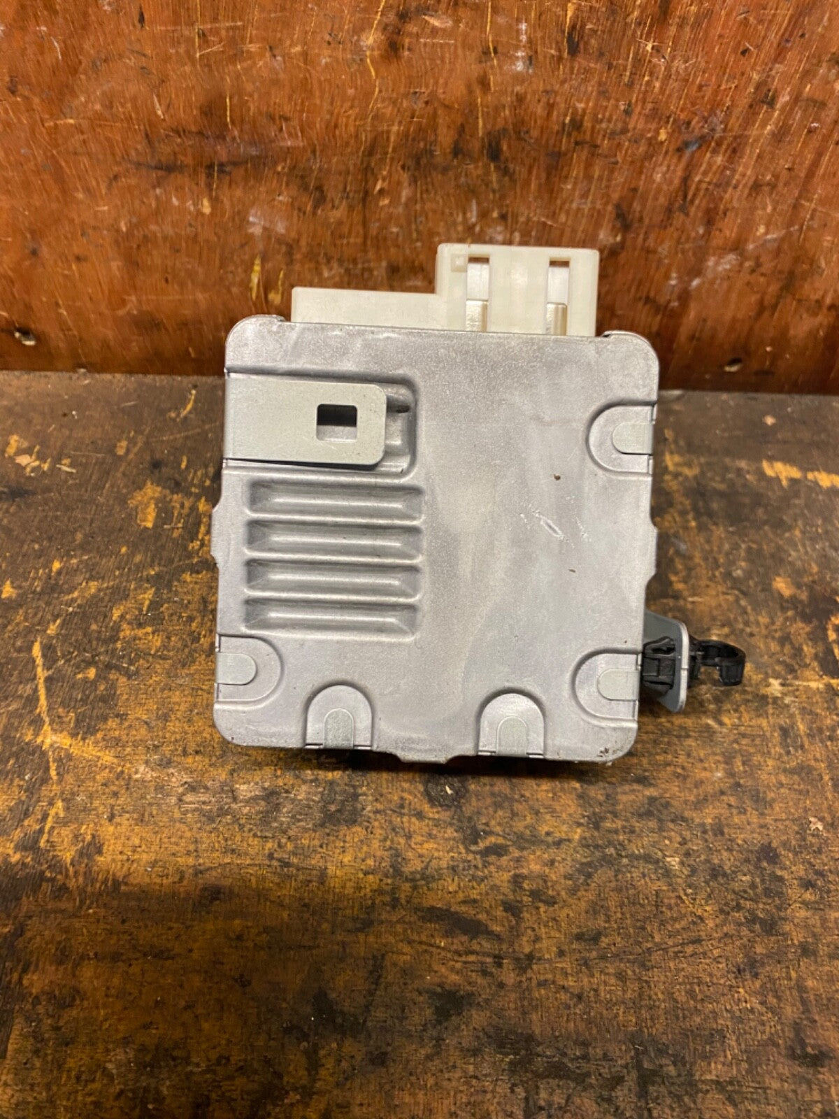 TOYOTA YARIS MK2 POWER STEERING ECU MODULE 89650-0D190 2006-2011