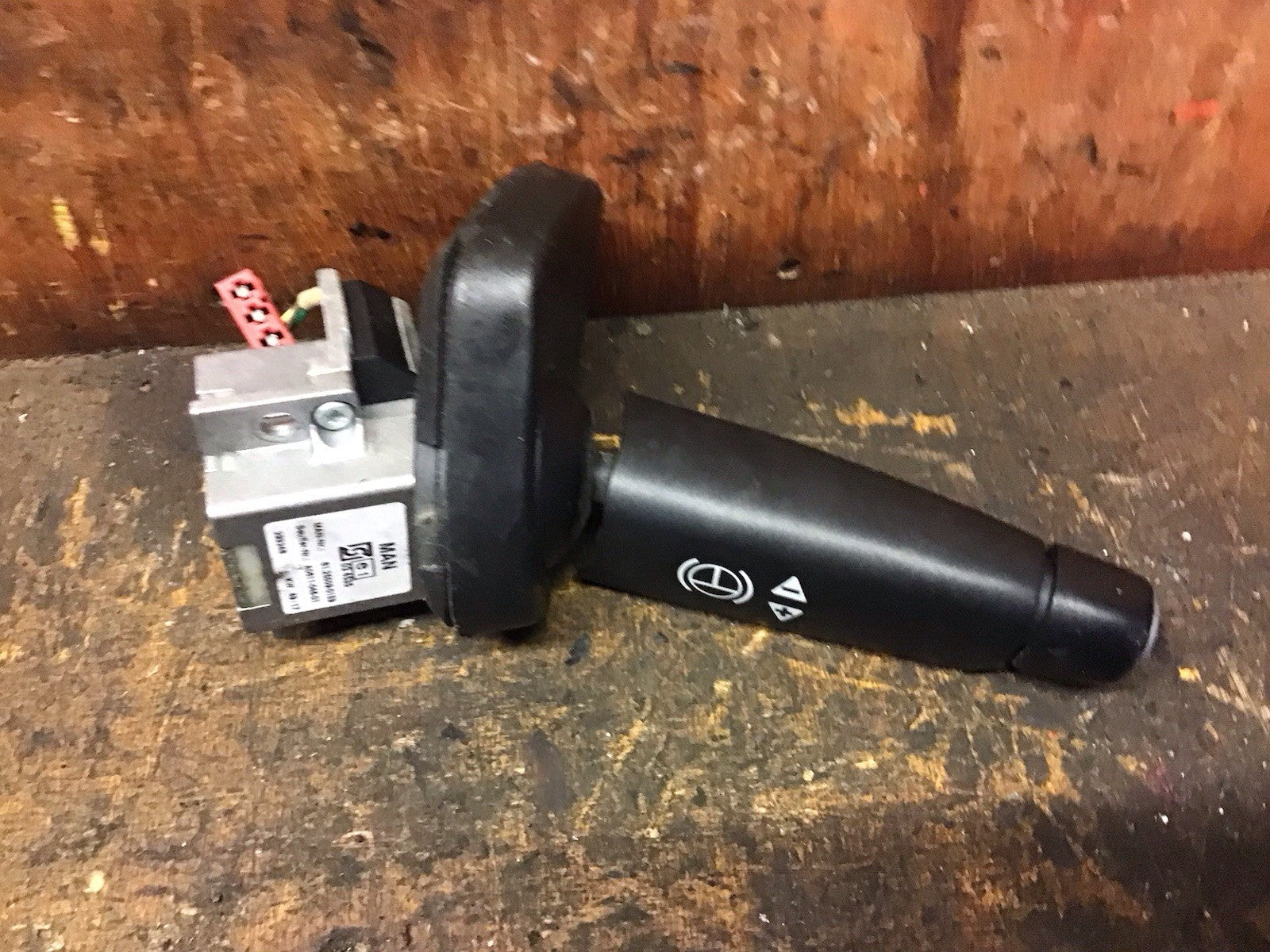 MAN TGX TGS 81.25509-0159 STALK ENGINE EXHAUST BRAKE SWITCH 2015-2020