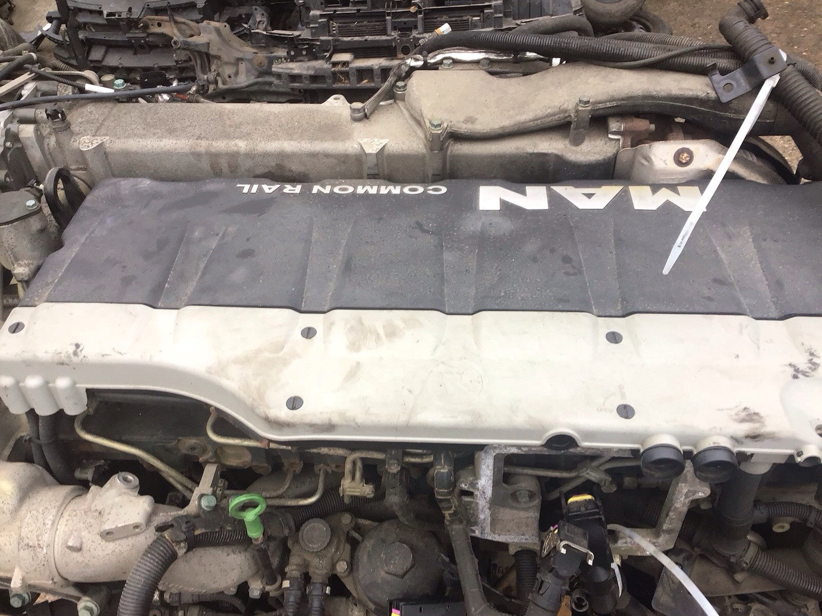 MAN TGX 24.460 DIESEL ENGINE CODE D2676L F52 711.000 KILOMETERS GOOD RUNNER