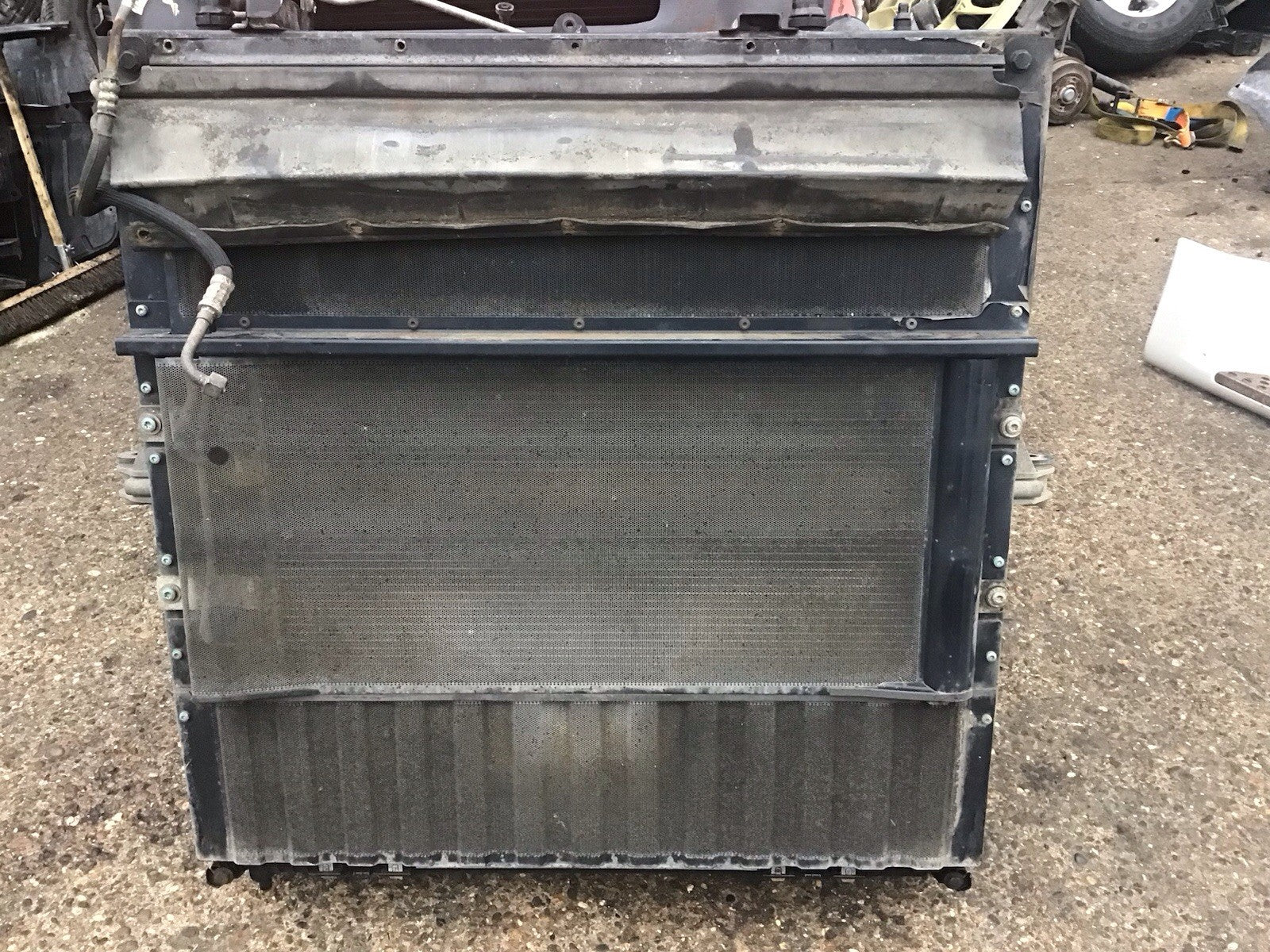 MAN TGX 24.260 RADIATOR ENGINE COOLANT RADIATOR 81.06100-6875 2015-2020