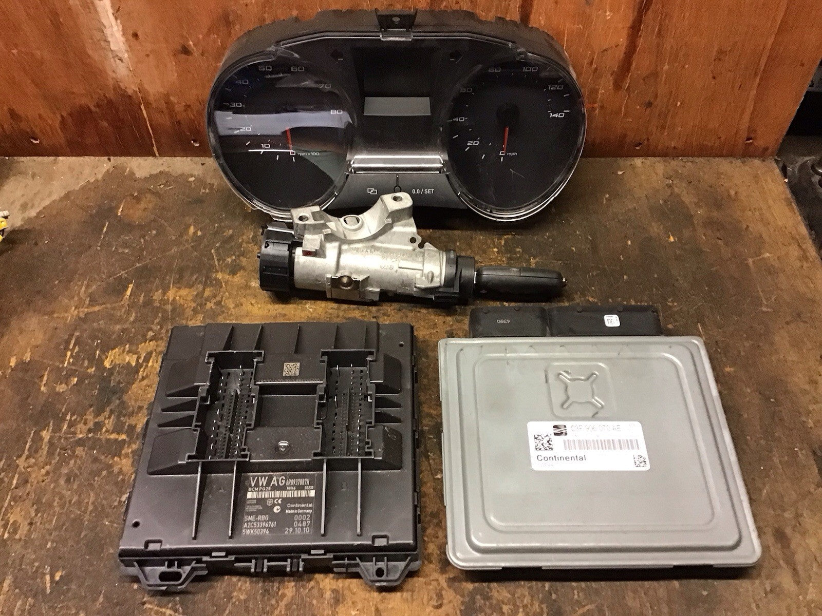 SEAT IBIZA 6J 1.2 PETROL AUTOMATC ECU KIT 03F906070AE 5WP44773 2009-2014