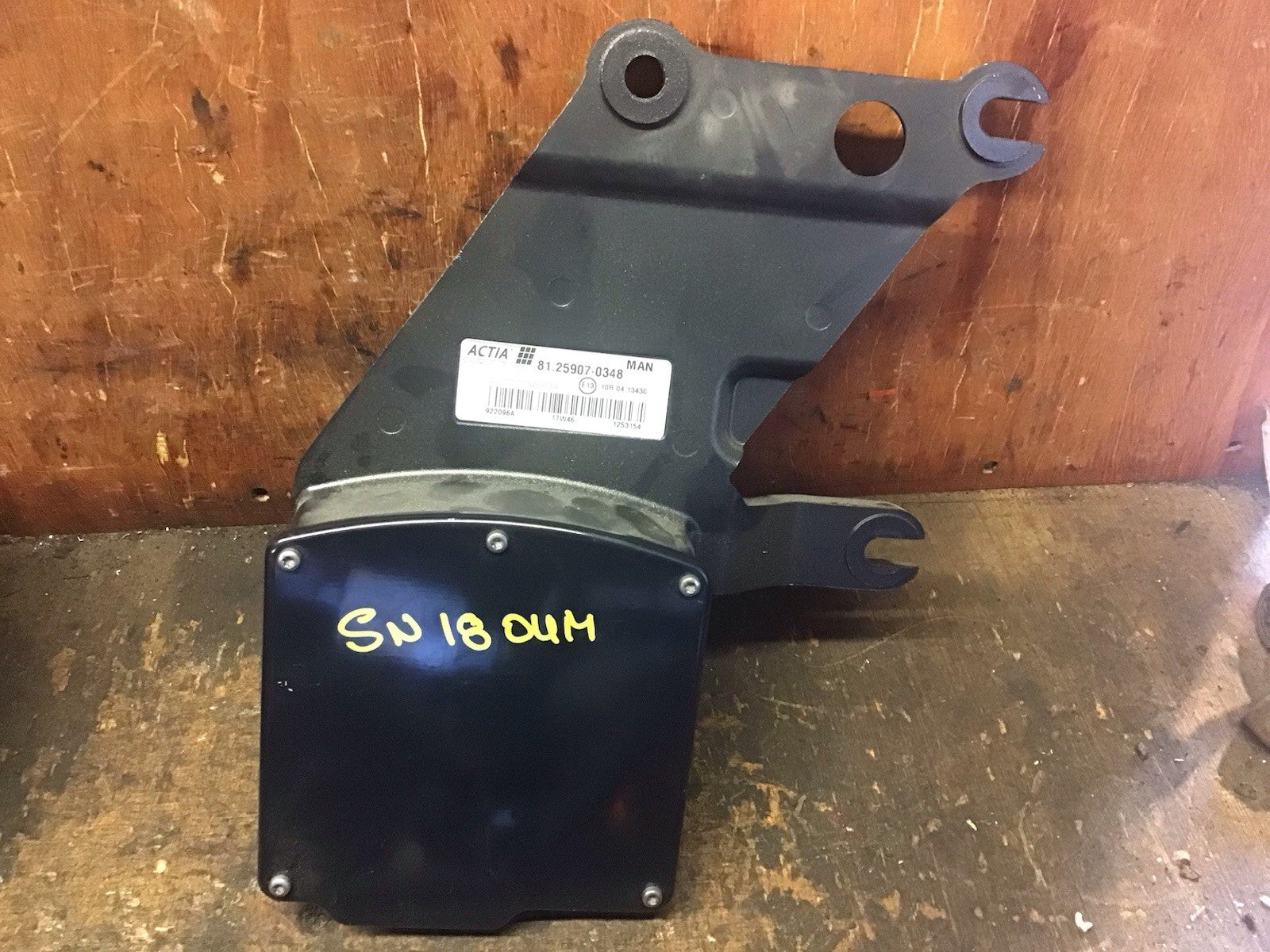 MAN TGX TGS TRANSFORMER CONVERTER 81.25907-0348 AC-DC 2015-2020