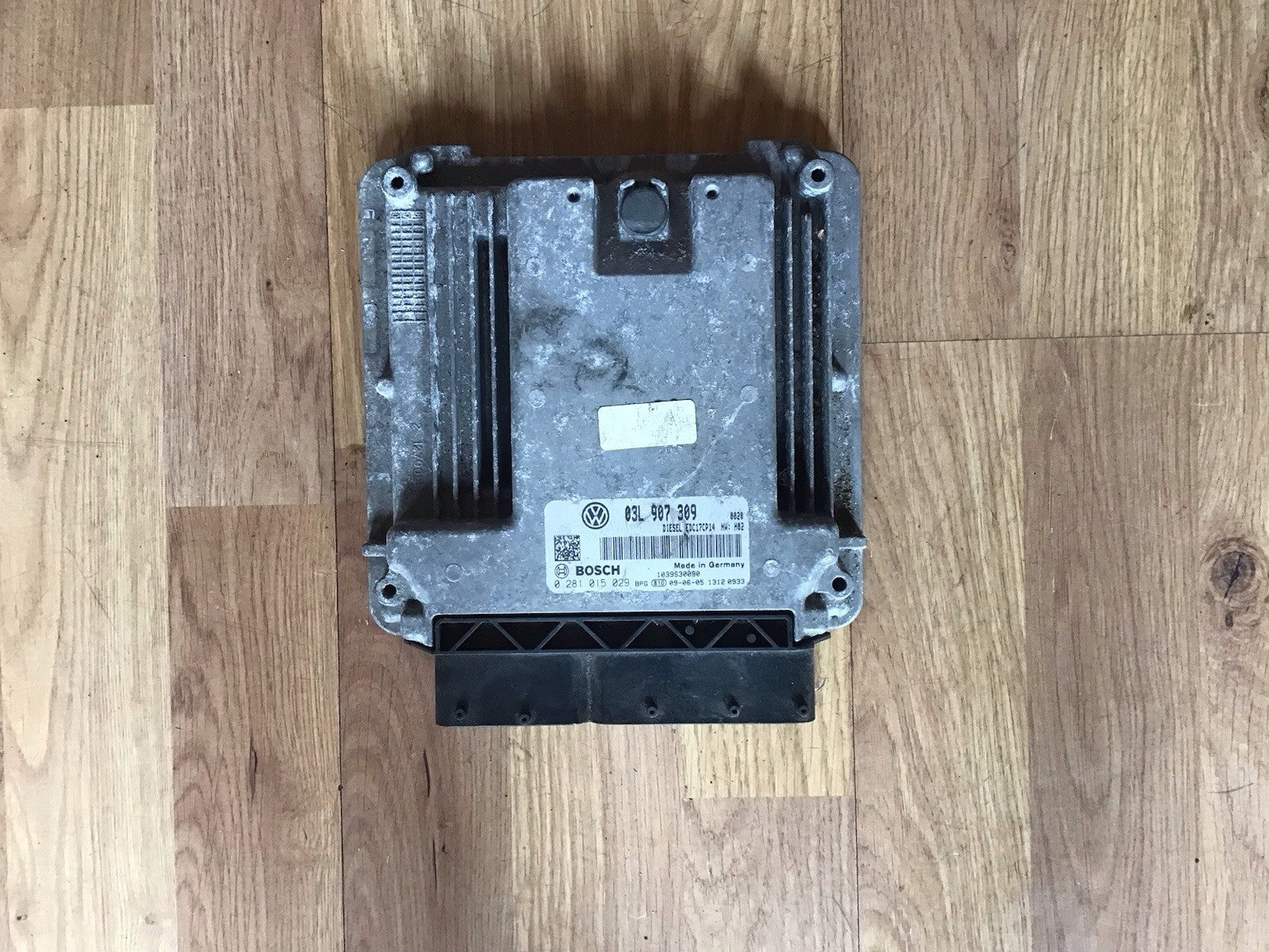 VOLKSWAGEN GOLF MK6 2.0 TDI ENGINE CONTROL UNIT ECU 03L907309 2008-2012