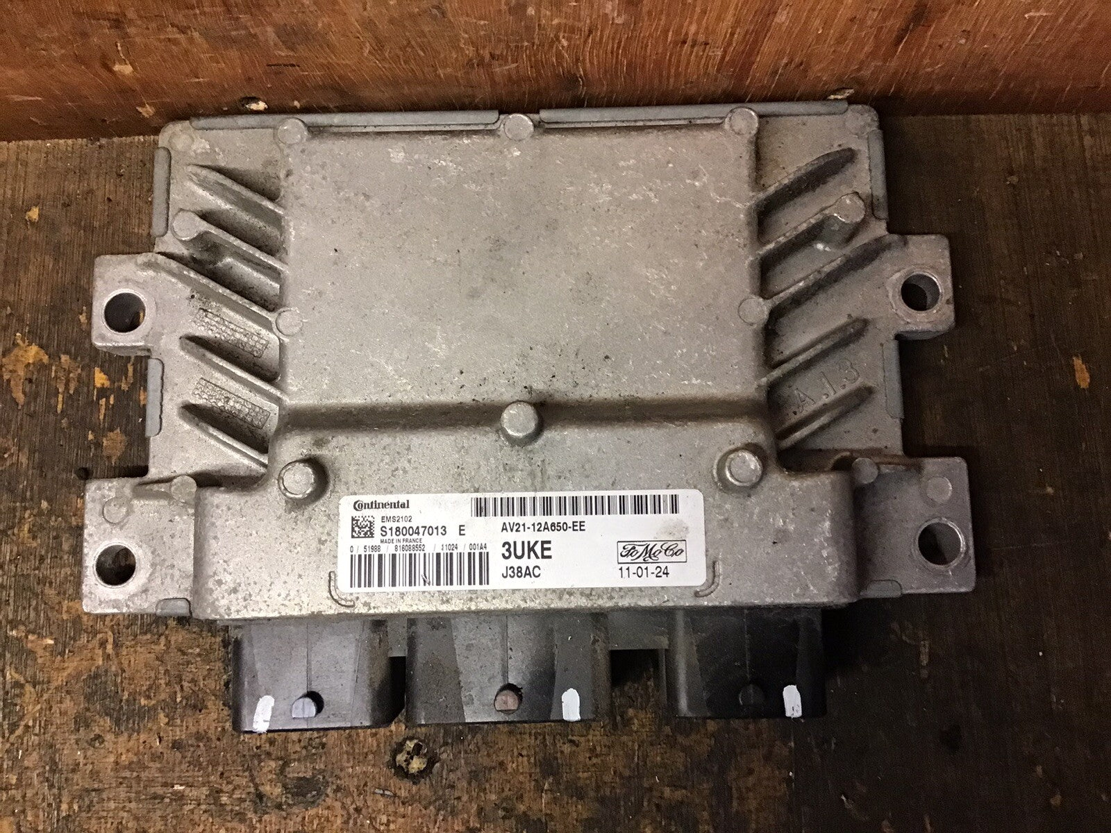 FORD FIESTA MK7 1.4 PETROL ENGINE ECU AV21-12A650-EE 3UKE 2008-2012