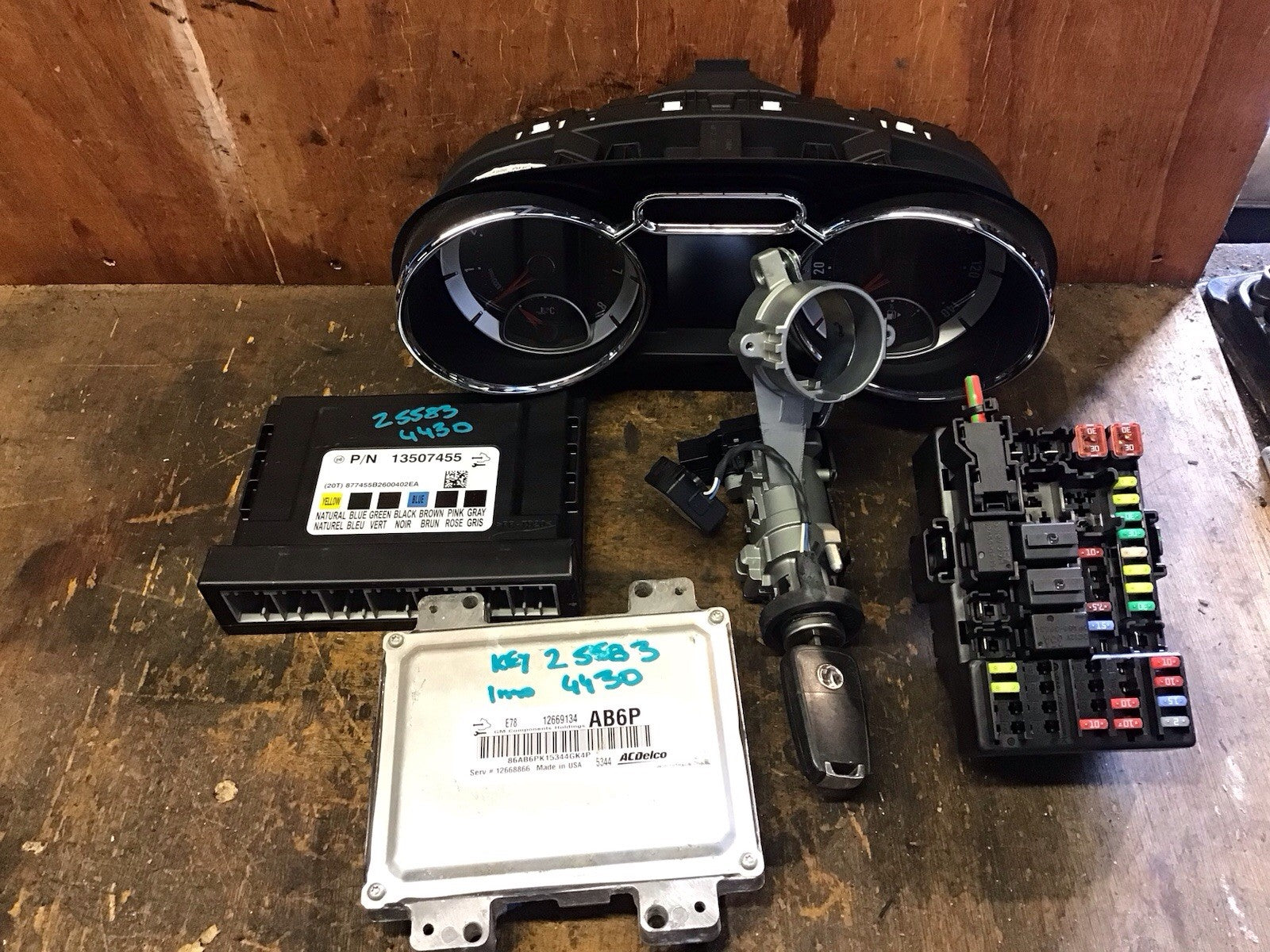 VAUXHALL ADAM 1.2 PETROL ECU KIT 12669134 AB6P B12NEL WITH CODE 2013-2019