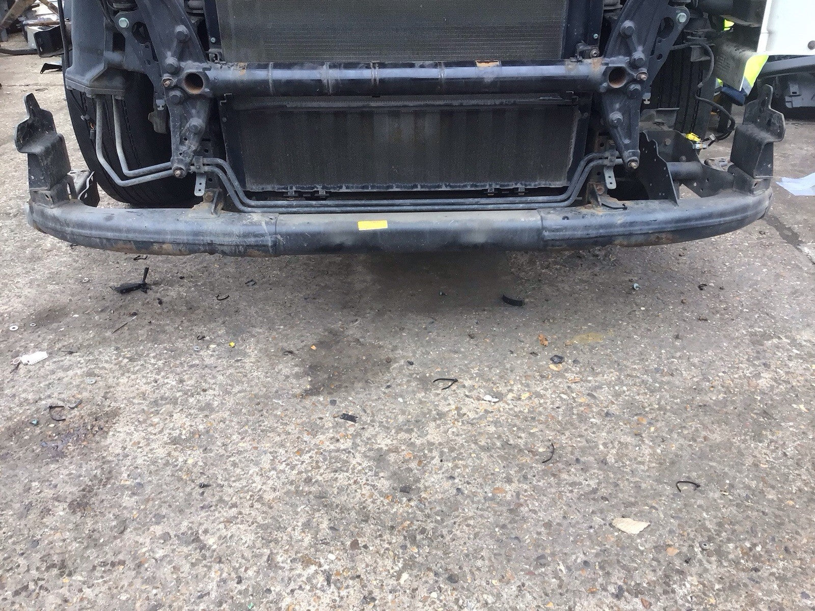 MAN TGX TGS 24.460 FRONT BUMPER CRASH BAR REAINFORCMENT BEAM 81.41650-6001