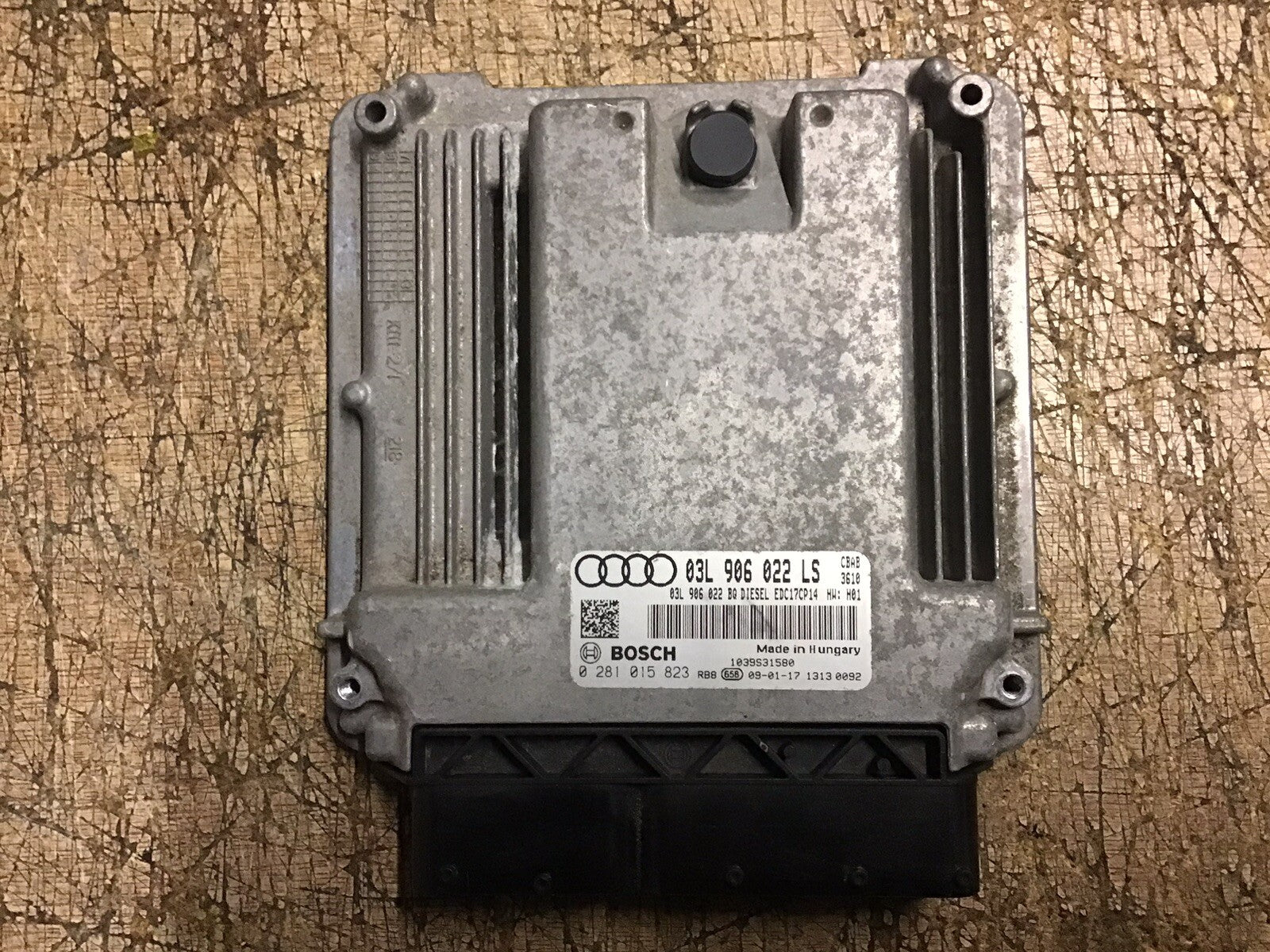 VOLKSWAGEN GOLF MK6 2.0 DIESEL ENGINE CONTROL UNIT ECU 03L906022LS CBAB 2009-12