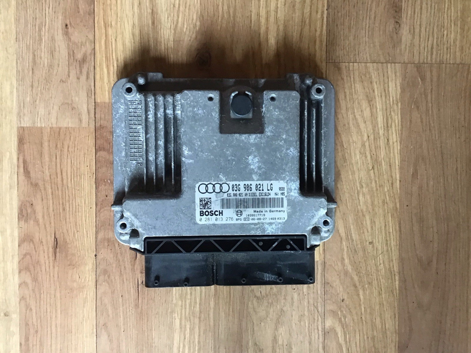 VOLKSWAGEN GOLF MK5 2.0 TDI ENGINE CONTROL UNIT ECU 03G906021LG BKD 2004-2008