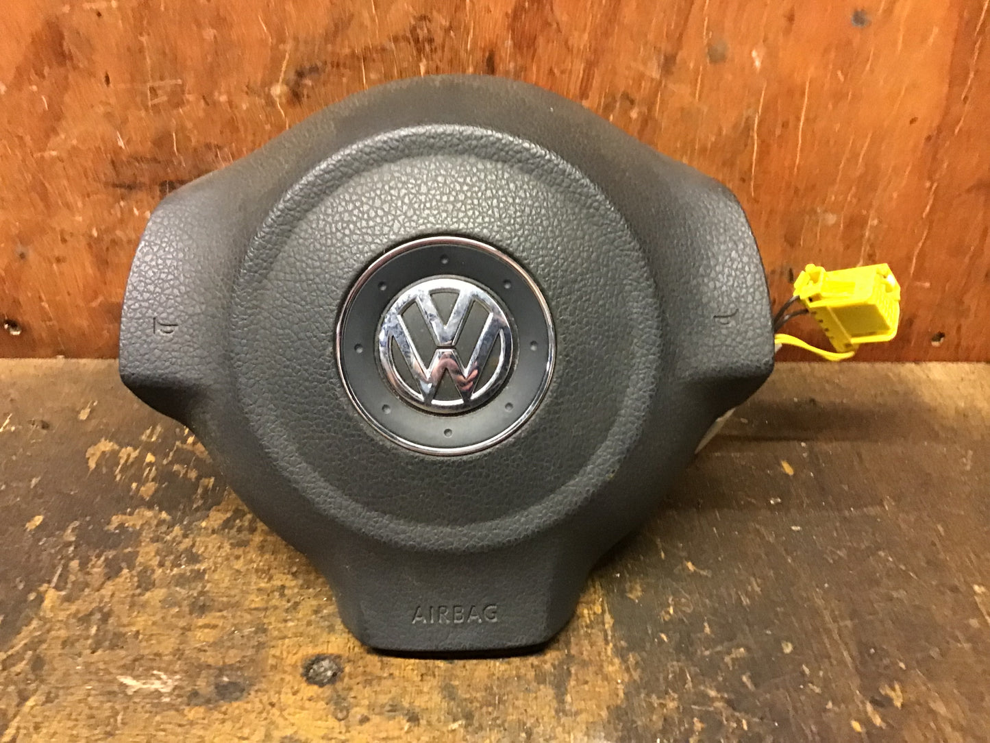 VOLKSWAGEN TOURAN DRIVERS SIDE STEERING WHEEL AIR BAG 5K0880201P 2009-2013