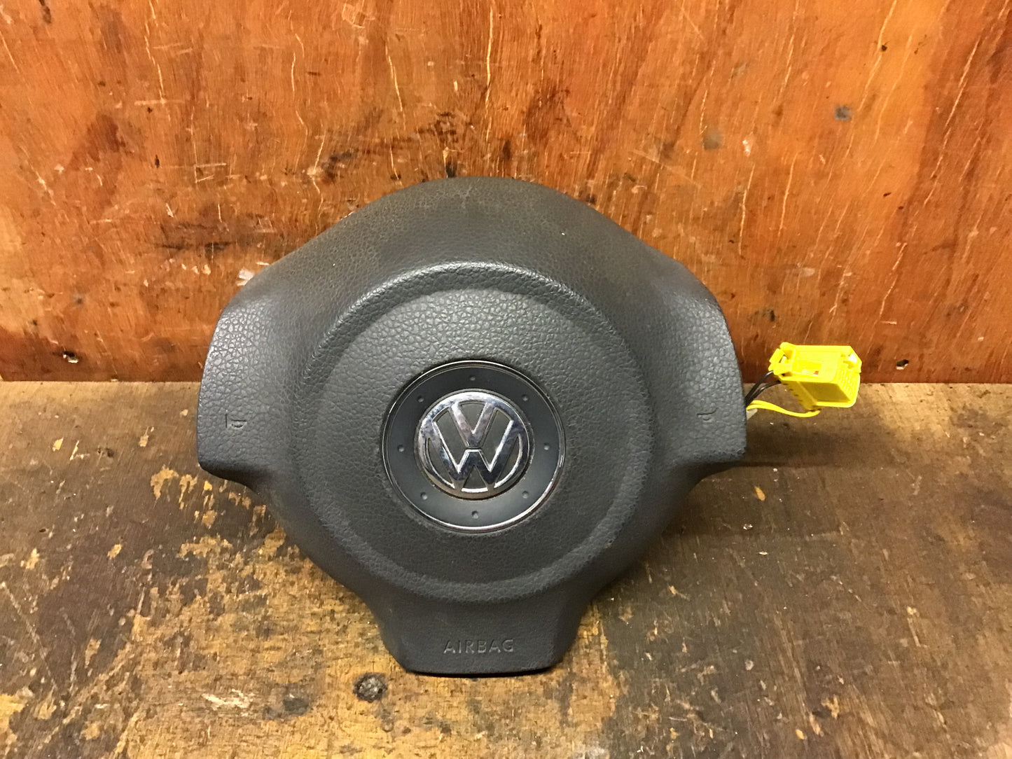 VOLKSWAGEN TOURAN DRIVERS SIDE STEERING WHEEL AIR BAG 5K0880201P 2009-2013