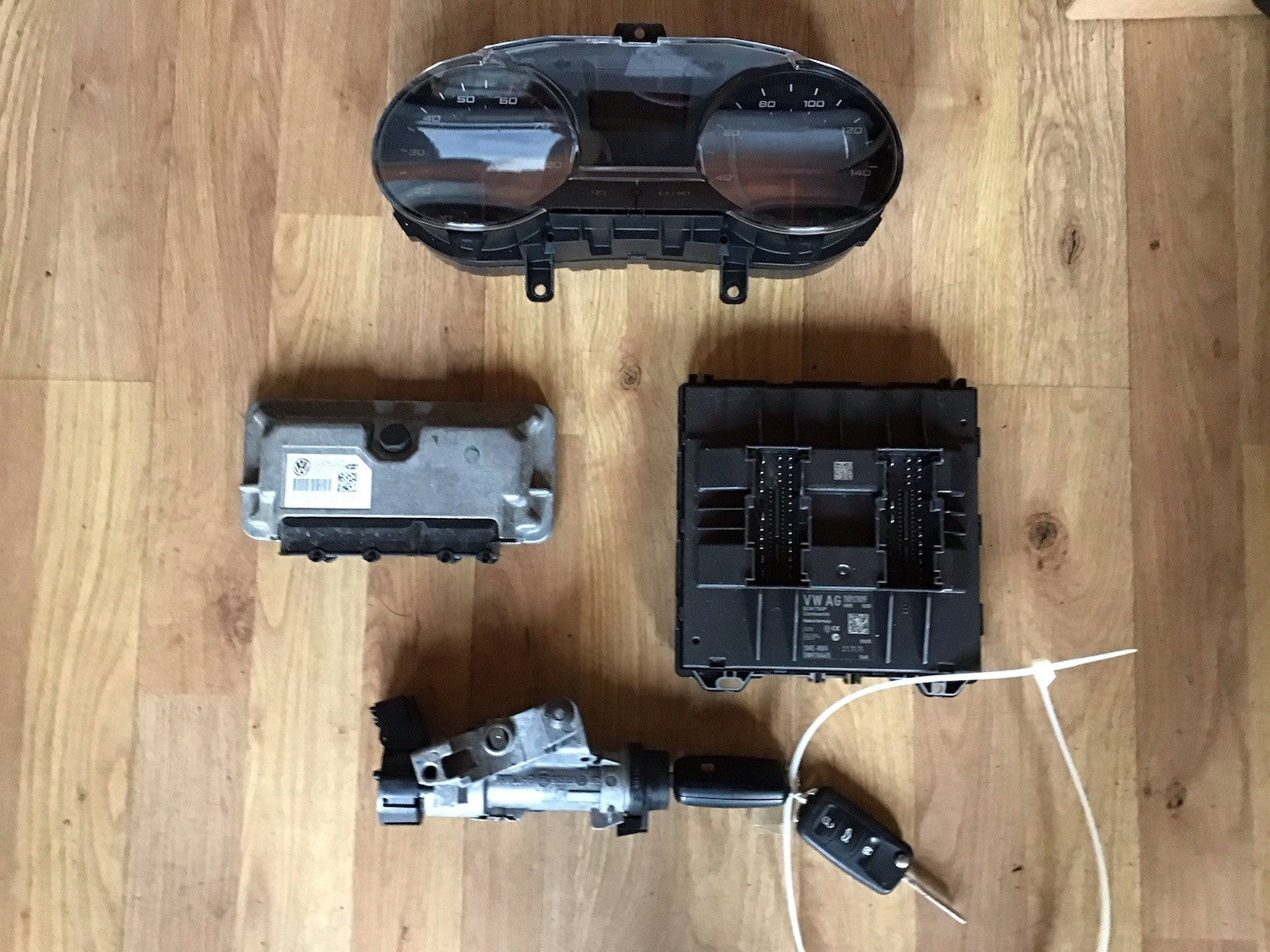 SEAT IBIZA MK4 6J 1.4 PETROL ECU KIT 03C906024CD 2008-2012