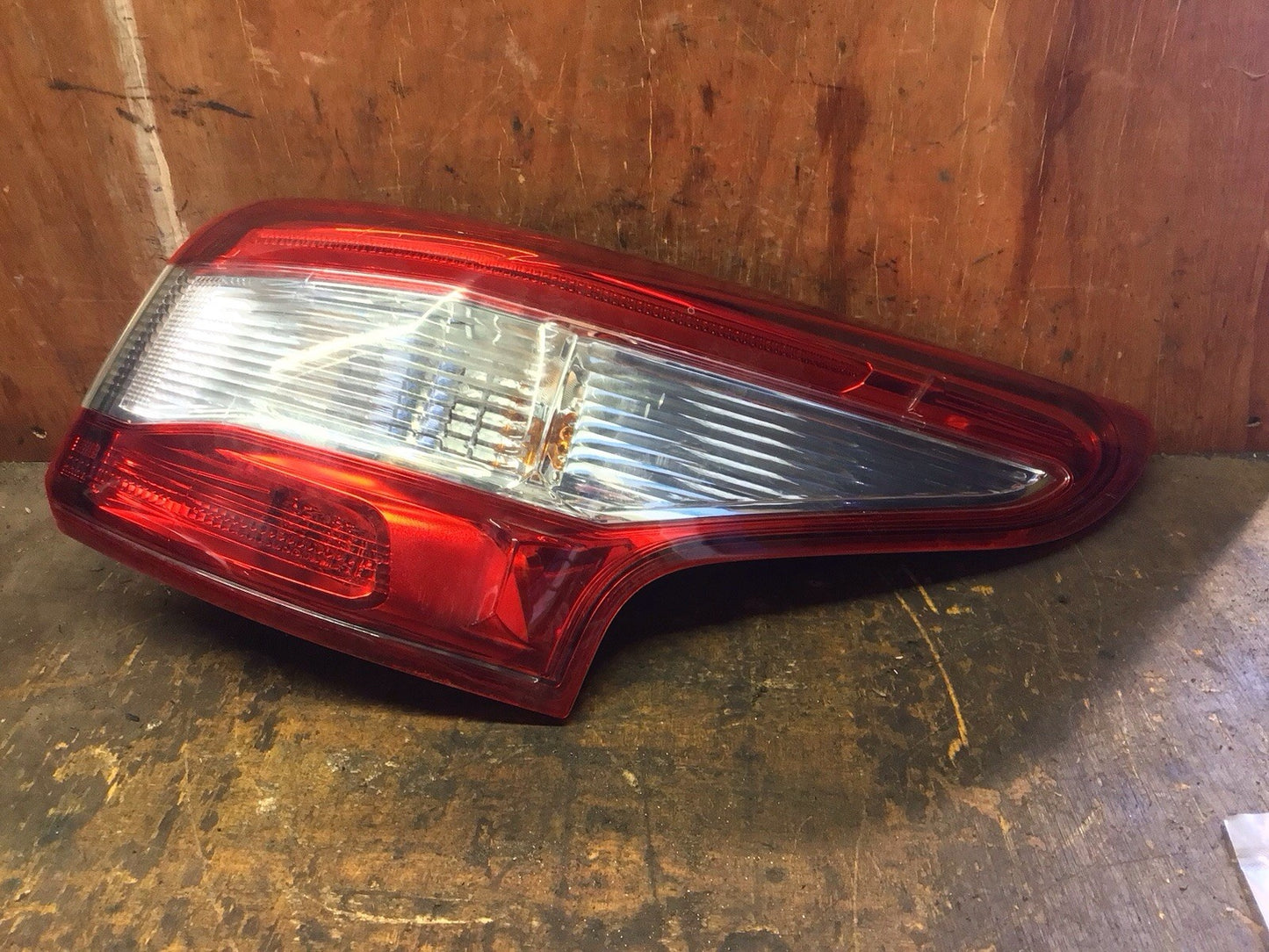 NISSAN QASHQAI J11E DRIVERS SIDE O/S OUTER REAR LIGHT 2013-2017