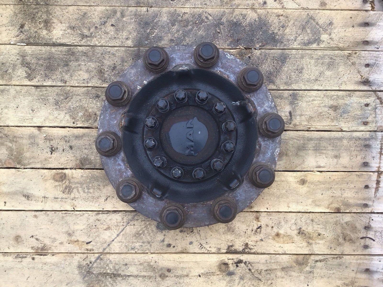 MAN TGX TGS FRONT WHEEL FLANGE 81.44301.3194 22.5'' 2015-2020