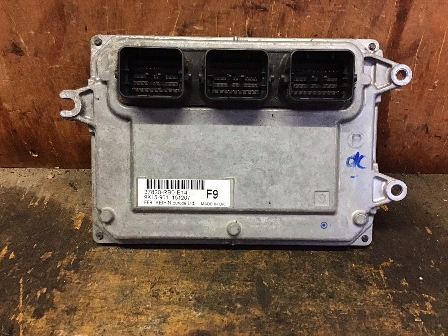 HONDA JAZZ MK3  ENGINE CONTROL MODULE ECU 37820-RB0-E14 2009-2014