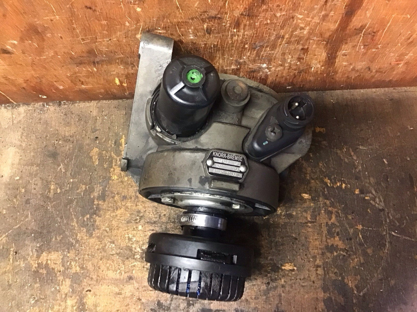 MAN TGX TGS  81.52102-6370 AIR DRIER KNORR-BREMSE K017711 2015-2020