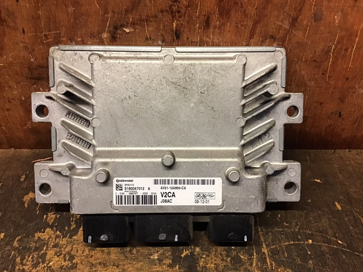 FORD FIESTA MK7 1.25 PETROL ENGINE ECU AV21-12A650-CA V2CA 2009-2012