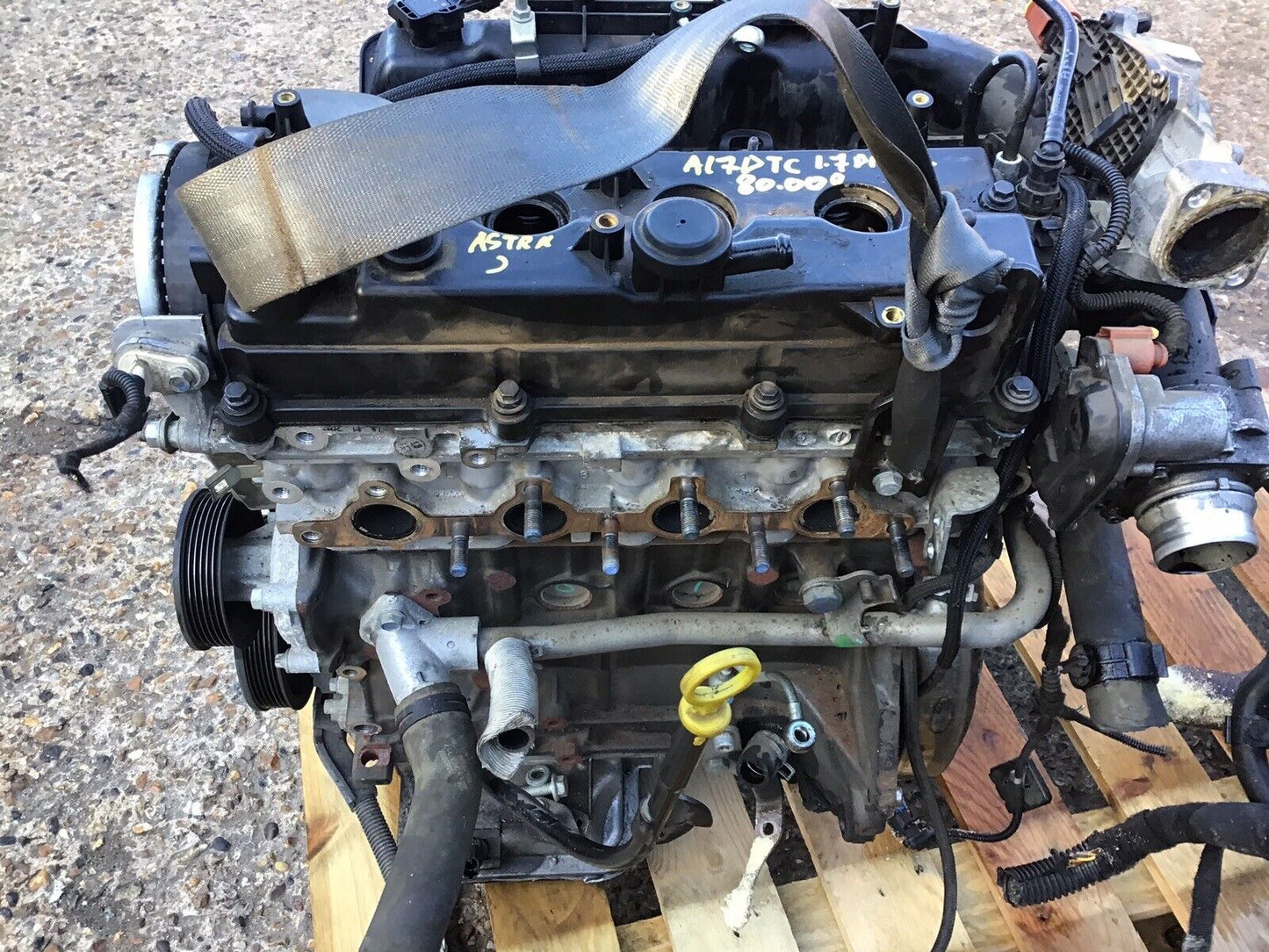 VAUXHALL ASTRA J 1.7 CDTI DIESEL ENGINE  CODE A17DTC 80000 MILES BARE 2010-2015