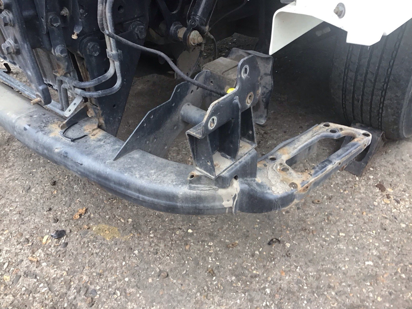 MAN TGX TGS 24.460 FRONT BUMPER CRASH BAR REAINFORCMENT BEAM 81.41650-6001