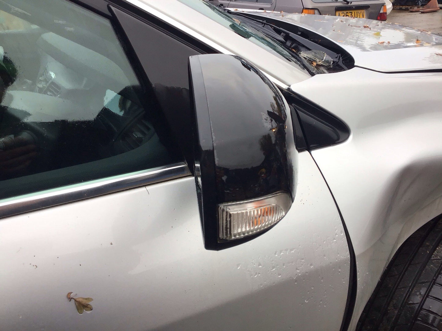 RENAULT LAGUNA MK3 DRIVERS SIDE DOOR MIRROR BLACK 2007-2015