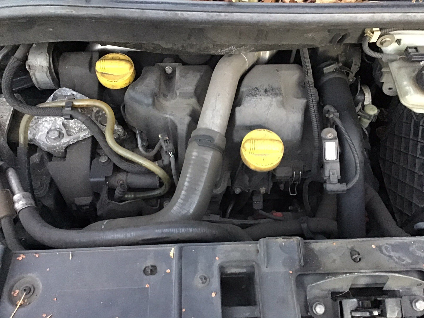 RENAULT SCENIC 1.5 TDCI DIESEL ENGINE K9K832  2009-2012
