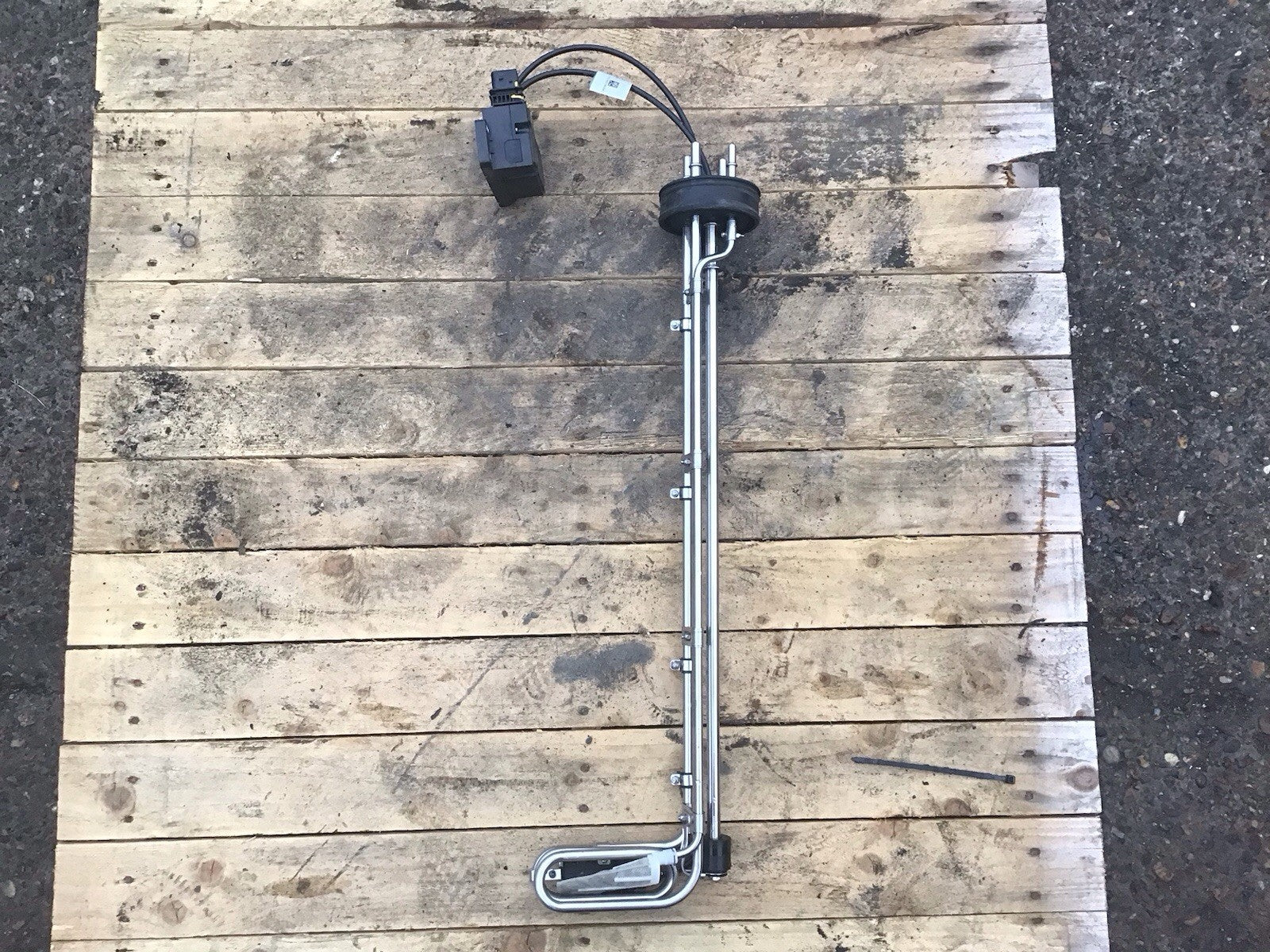 MAN TGX TGS 81.15408-6120 ADBLUE LEVEL SENSOR PROBE EURO6 2015-2020