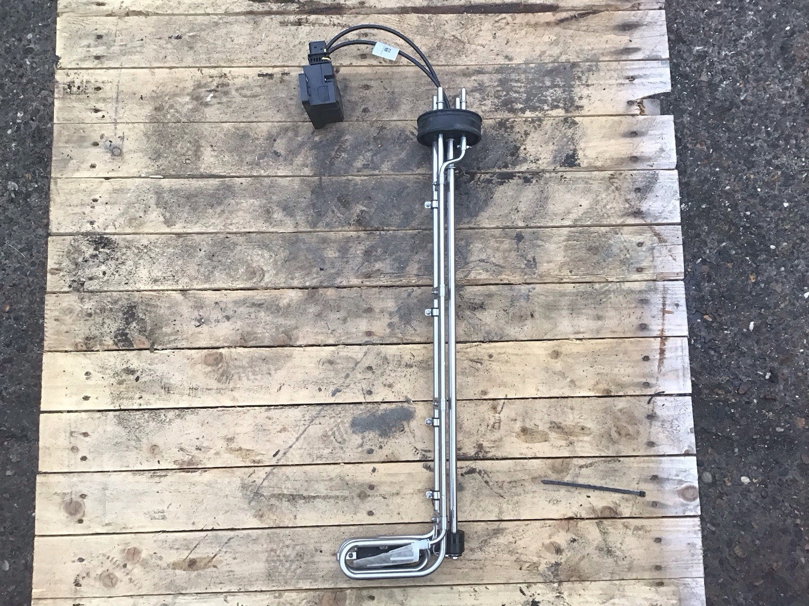 MAN TGX TGS 81.15408-6120 ADBLUE LEVEL SENSOR PROBE EURO6 2015-2020